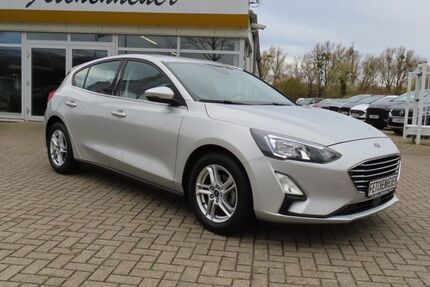 Ford Focus 29.210 km 16.490 &euro; Schwerin 19057