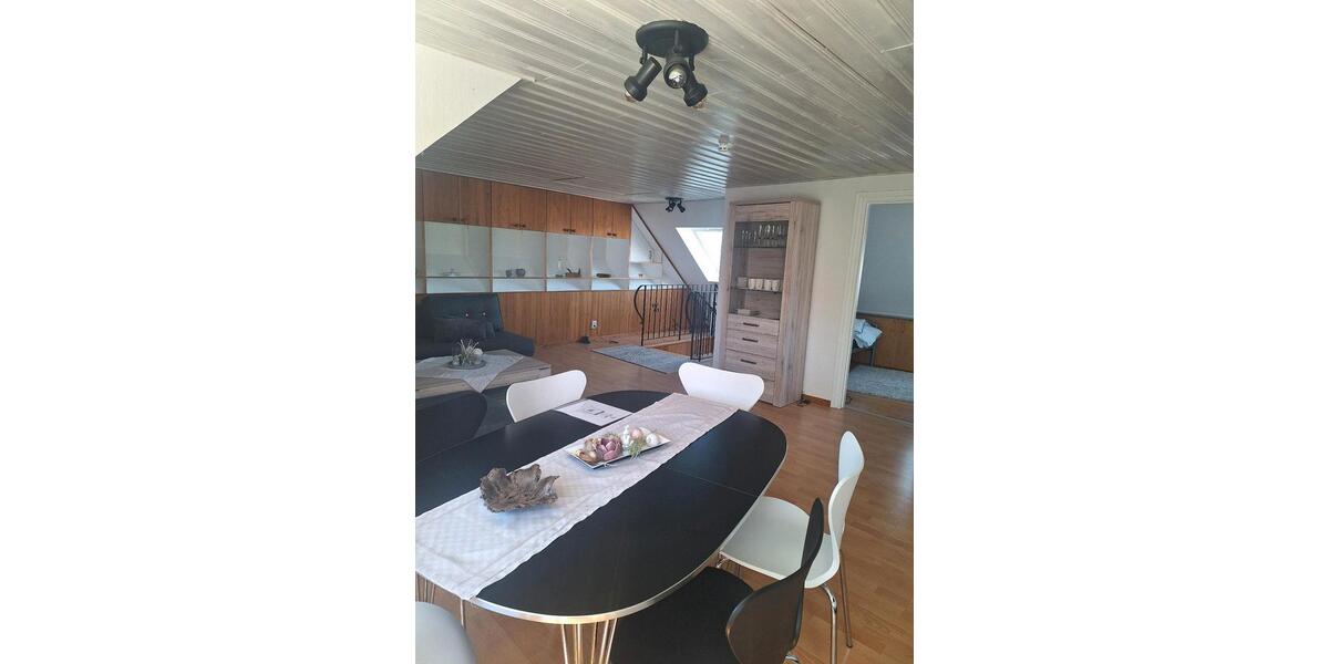 Dachgeschoßwohnung Wester-Ohrstedt Ohrstedt - 2.5 Zimmer, 80 m&sup2;, 850&euro; | Angebot:26396873