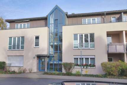 Wohnung Saalfeld - 2 Zimmer, 64 m&sup2;, 125.000&euro; | Angebot:23650432