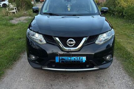 Nissan X-Trail 175.000 km 11.300 € Rehm-Flehde-Bargen 25776