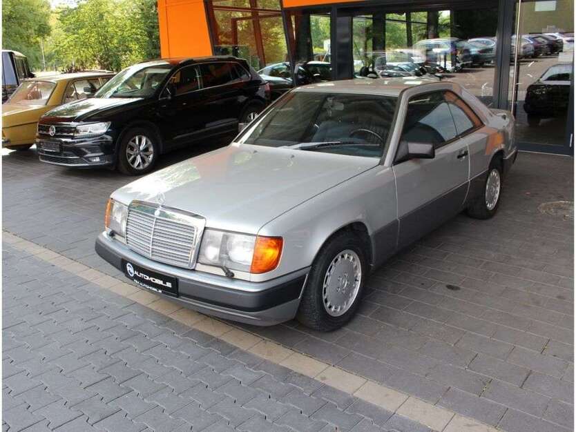 Mercedes-Benz 300 19.500 km 28.890 € Bergkamen 59192