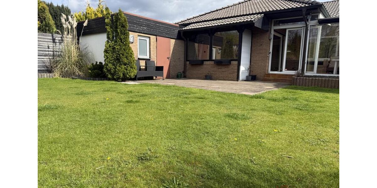 Bungalow Neuenkirchen - 3 Zimmer, 100 m&sup2;, 1.300&euro; | Angebot:26111035