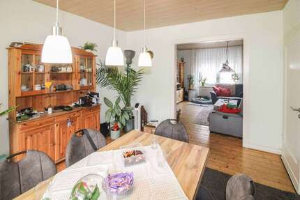 Haus Mönchengladbach Süd - 5 Zimmer, 100 m&sup2;, 229.000&euro; | Angebot:27099048