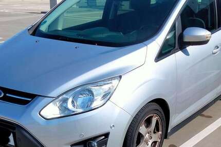 Ford C-Max 181.000 km 5.200 € Frankfurt am Main 60386