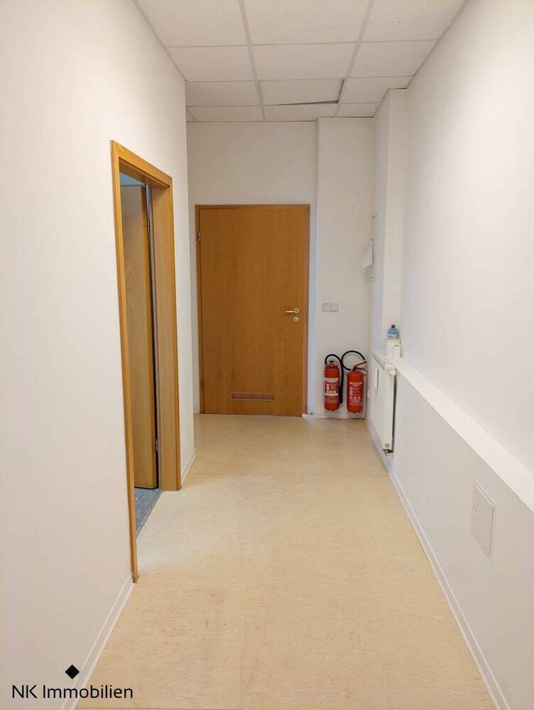 ++ frisch renovierte Gewerbefläche, Laden, Büro, Geschäft in Altendorf - sofort verfügbar ++