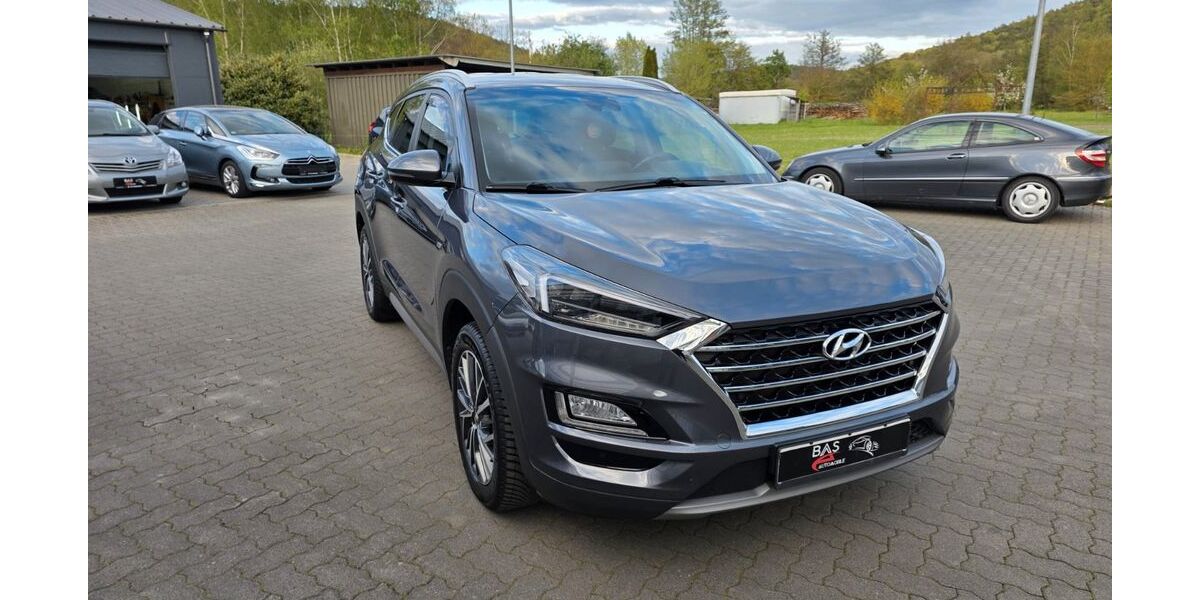 Hyundai TUCSON 51.000 km 14.850 &euro; Klingenberg 63911