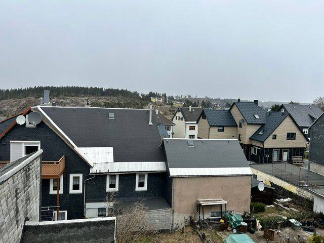 Mehrfamilienhaus, Wohnhaus Neuhaus am Rennweg Steinheid - 6 Zimmer, 190 m&sup2;, 30.000&euro; | Angebot:26156327