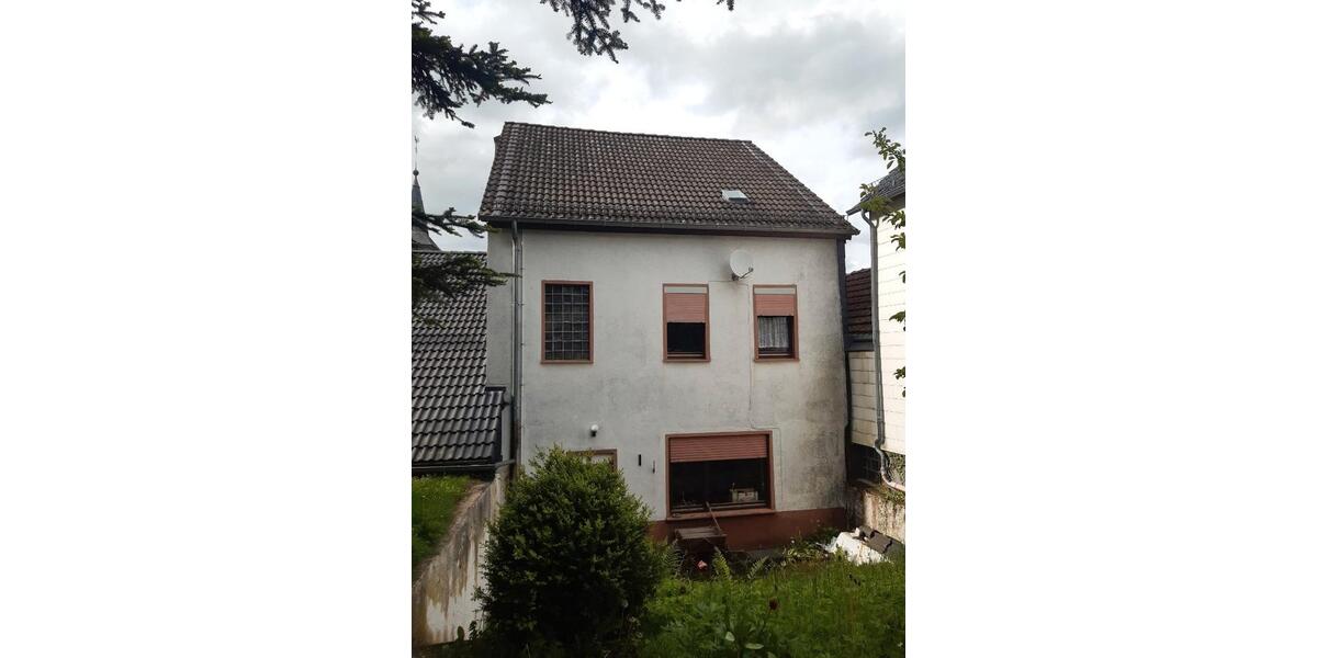 Reihenhaus Walsdorf - 7 Zimmer, 136 m&sup2;, 148.000&euro; | Angebot:26710597