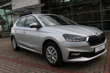 Skoda Fabia 14.350 km 14.600 &euro; Bückeburg 31675