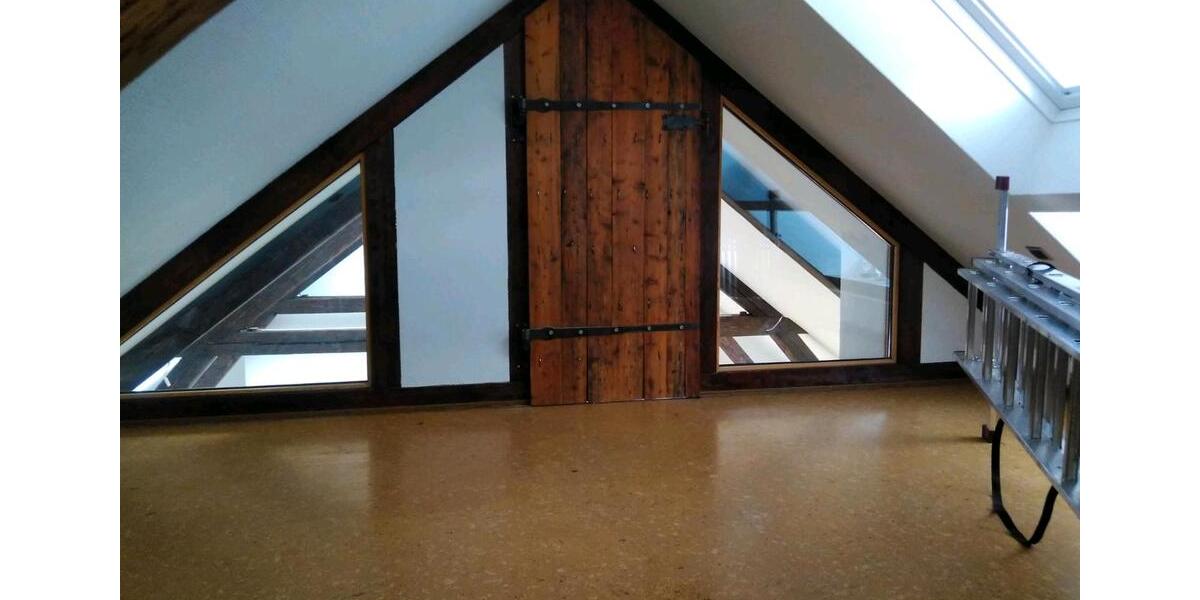 Dachgeschoßwohnung Bad Marienberg (Westerwald) - 3.5 Zimmer, 129 m&sup2;, 990&euro; | Angebot:26099029