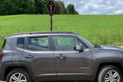 Jeep Renegade 91.000 km 17.200 &euro; Münsing 82541