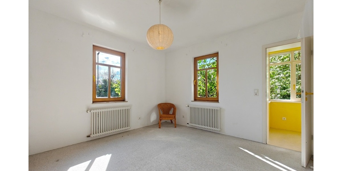 928 m² Grundstück, Charmantes Fachwerkhaus mit Ausbaureserve - Wohnen & Arbeiten unter einem Dach - Bauernhaus, Landhaus Reutlingen Rommelsbach | Angebot:24690906