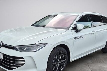 VW Passat 7.748 km 42.690 € Zwickau 08056