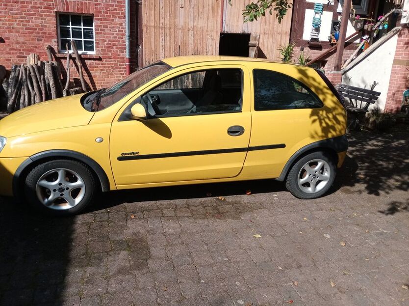 Opel Corsa 185.000 km 999 € Ludwigsau 36251