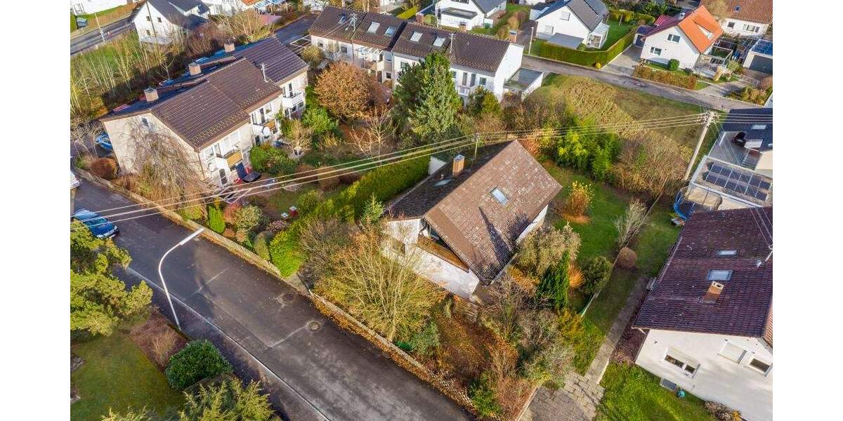 Bezugsbereites Familienhaus mit traumhaft großem Garten, Terrasse, Balkon und Garage in Aulendorf! 6 zimmer