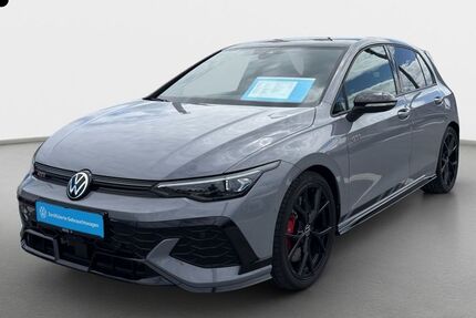 VW Golf 8.200 km 46.995 &euro; Büdingen-Düdelsheim 63654