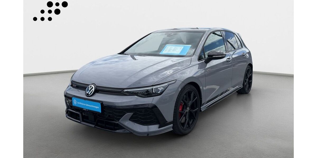 VW Golf 8.200 km 46.995 &euro; Büdingen-Düdelsheim 63654