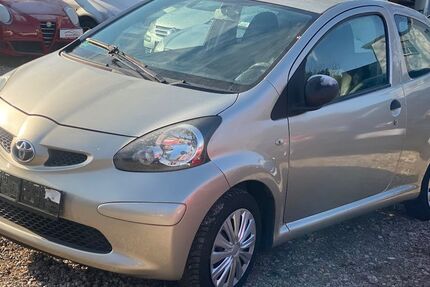 Toyota Aygo (X) 139.000 km 2.199 &euro; Mühlheim am Main 63165