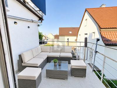 FAMILIENPARADIES MIT GARTEN UND SAUNA - Doppelhaushälfte Stuttgart Stammheim Stammheim | Angebot:27056878