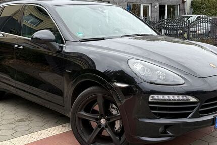Porsche Cayenne 196.997 km 24.999 &euro; Hamburg 22149
