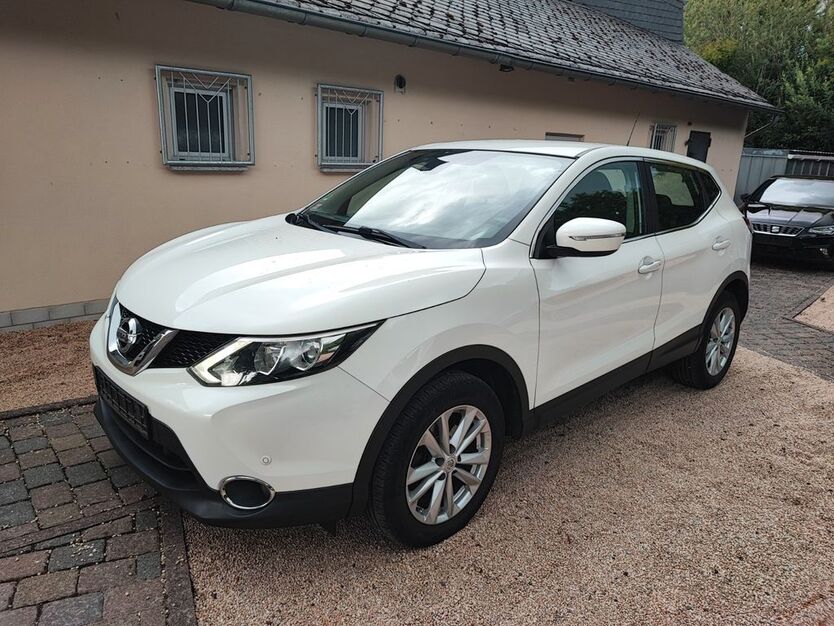 Nissan Qashqai 189.000 km 8.999 € Macken 56290