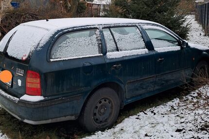 Skoda Octavia 149.000 km 1.100 &euro; Storkow/Mark 15859