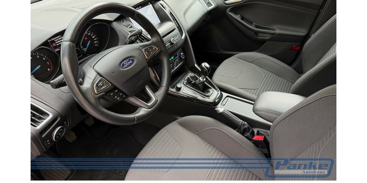 Ford Focus Titanium*AHK*SHZ*Tempo*Keyless*Navi* 117.279 km 8.900 &euro; Berlin 13187