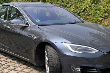 Tesla Model S 154.600 km 24.500 &euro; München 80639