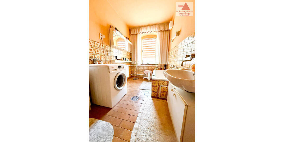 Mehrfamilienhaus, Wohnhaus Scharfenstein Scharfenstein - 9 Zimmer, 231 m&sup2;, 120.000&euro; | Angebot:25688237
