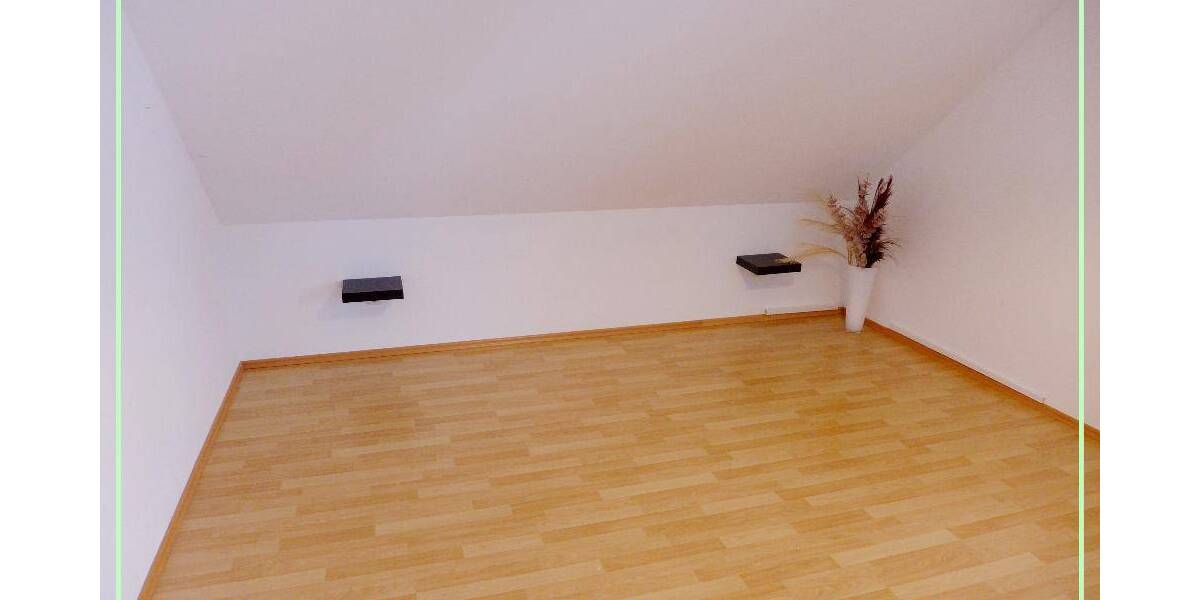 Etagenwohnung Neumarkt in der Oberpfalz Neumarkt - 4 Zimmer, 100 m&sup2;, 840&euro; | Angebot:26798585