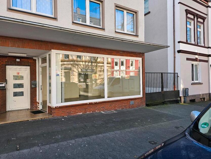 LADENLOKAL MIT LAGER UND GARAGE ZU VERMIETEN
