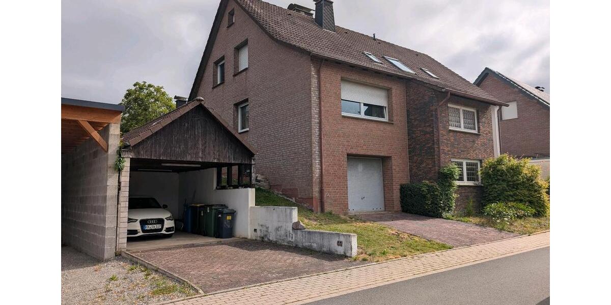 Mehrfamilienhaus, Wohnhaus Nieheim - 16 Zimmer, 300 m&sup2;, 180.000&euro; | Angebot:27162181