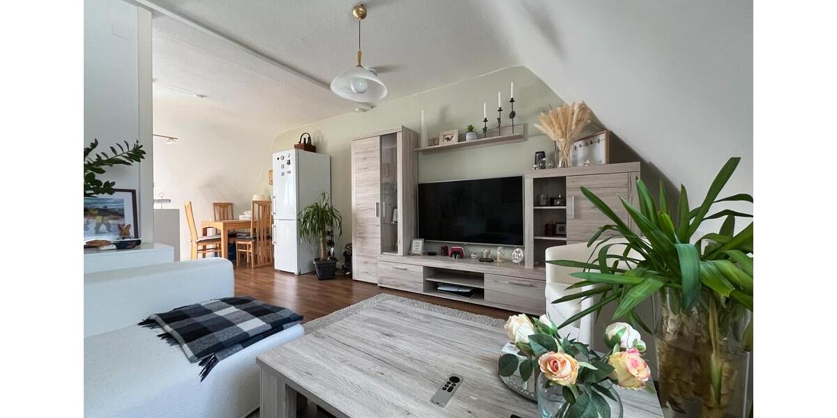 Dachgeschoßwohnung Wedel - 2.5 Zimmer, 45 m&sup2;, 165.000&euro; | Angebot:26851436