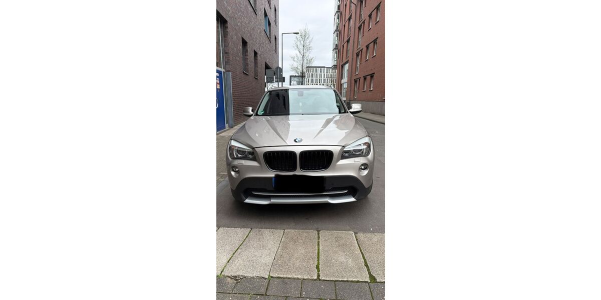 BMW X1 79.000 km 9.449 &euro; Köln 50678