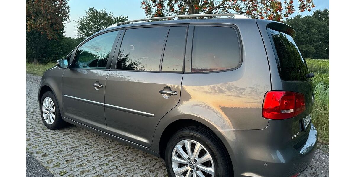 VW Touran 245.000 km 5.900 &euro; Bienenbüttel 29553