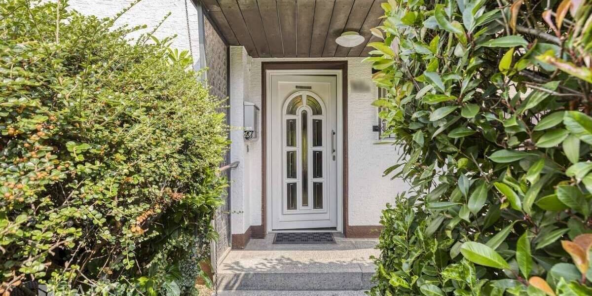 Reihenendhaus Köln Zündorf - 5 Zimmer, 168 m&sup2;, 575.000&euro; | Angebot:25743059