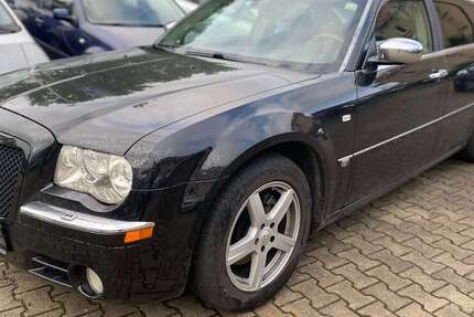 Chrysler 300C 291.135 km 5.950 € Zwickau 08066