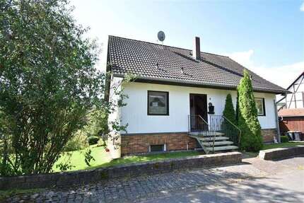 Haus zum Kaufen in Hessisch Lichtenau 179.000 € 160 m²