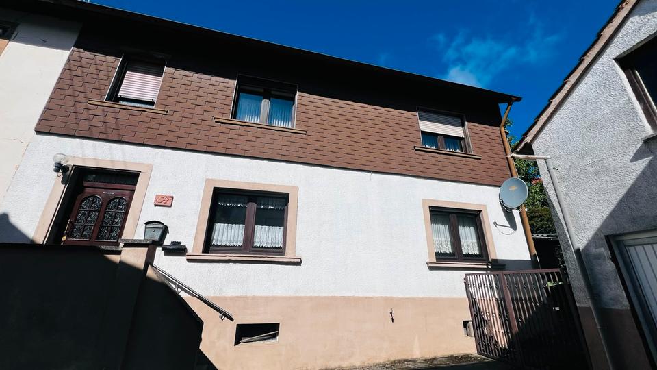 Einfamilienhaus Bexbach - 7 Zimmer, 140 m&sup2;, 195.000&euro; | Angebot:26888783
