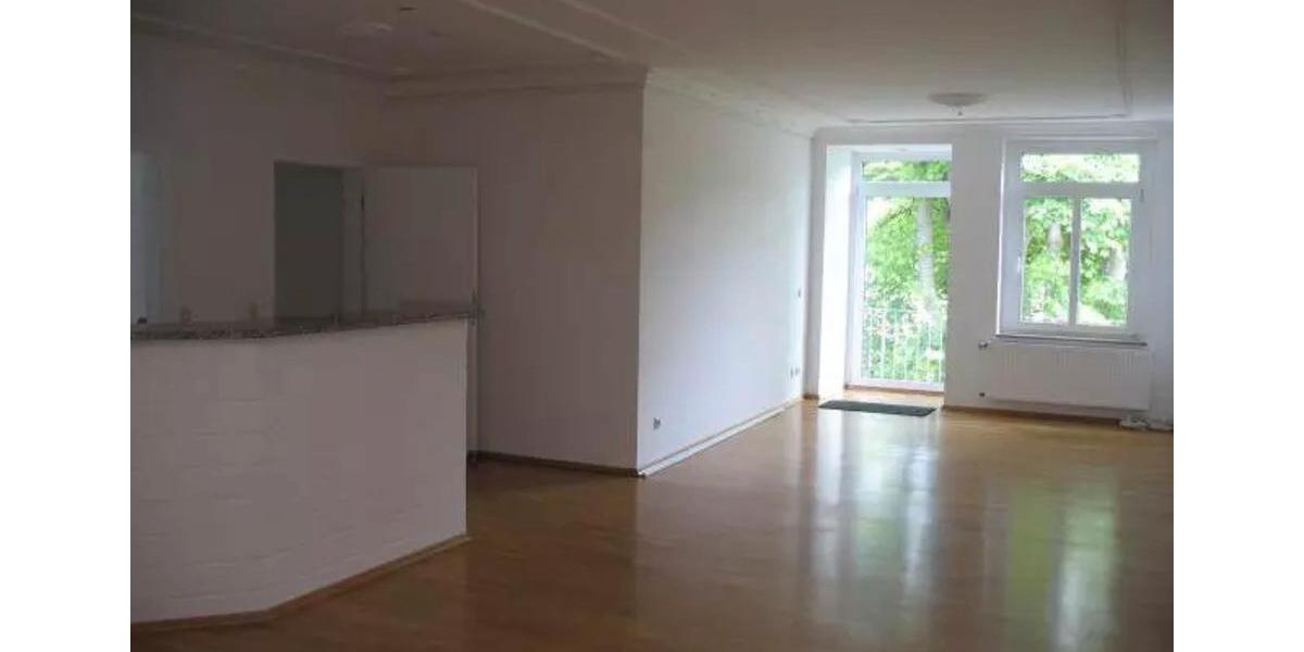Etagenwohnung Bad Münstereifel - 3 Zimmer, 100 m&sup2;, 1.160&euro; | Angebot:26311892