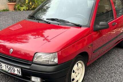 Renault Clio 25.900 km 5.350 &euro; Brohl Lützing 56656