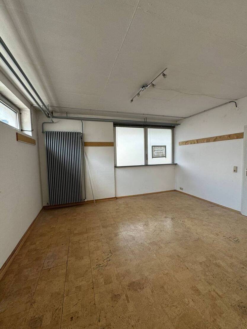 LagerWerkstattProduktion in Schmelz zu vermieten zimmer