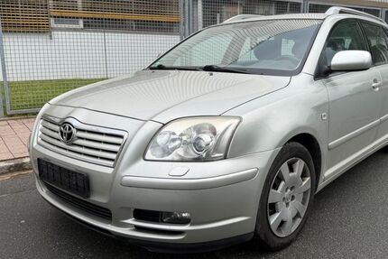Toyota Avensis 235.000 km 1.299 &euro; Feucht 90537