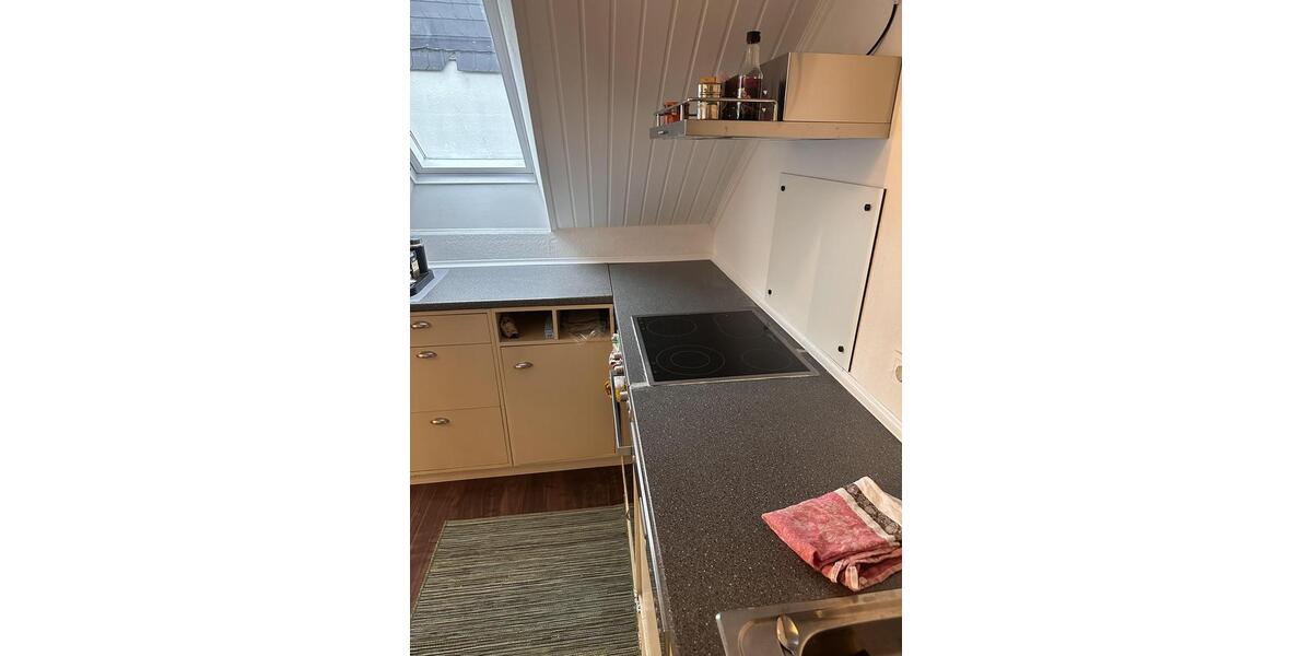 Dachgeschoßwohnung Bremen Neustadt - 1.5 Zimmer, 40 m&sup2;, 650&euro; | Angebot:25407607