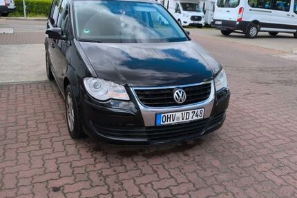 VW Touran 257.354 km 3.200 &euro; Zehdenick 16792