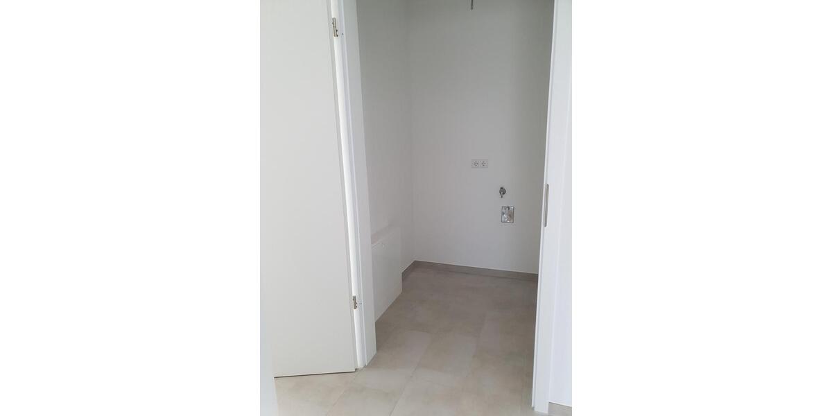 Etagenwohnung Roßdorf - 3 Zimmer, 98 m&sup2;, 1.690&euro; | Angebot:26320771