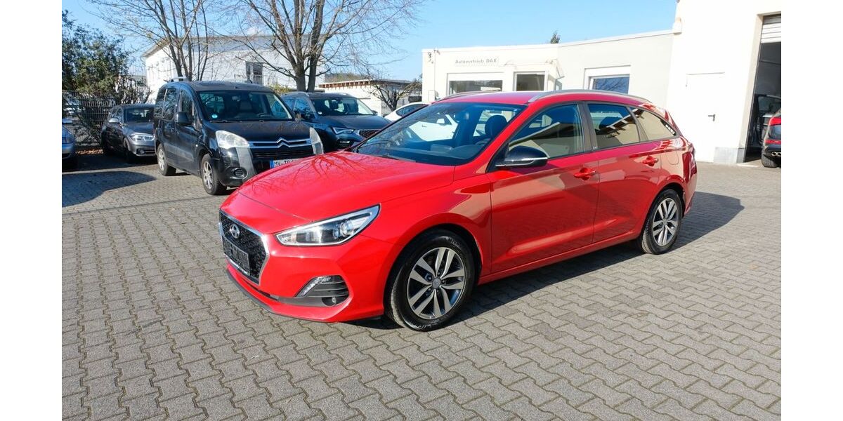 Hyundai i30 157.795 km 7.990 &euro; Bendorf 56170