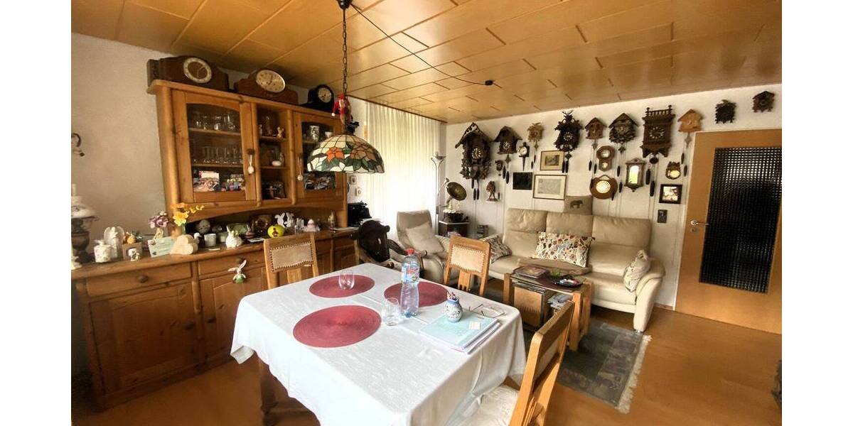 Etagenwohnung Bad Wildbad - 3 Zimmer, 77 m&sup2;, 115.000&euro; | Angebot:26258695