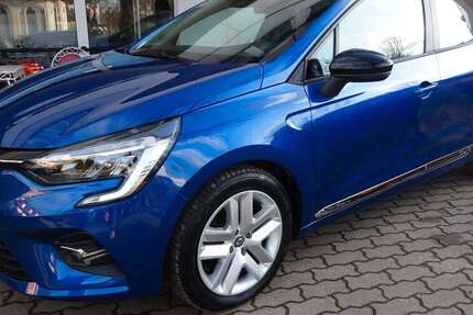 Renault Clio 12.250 km 13.990 &euro; Dresden 01217