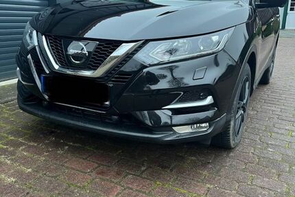Nissan Qashqai 101.700 km 15.000 &euro; Damlos 23738